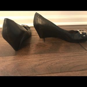 Nine West black wedges